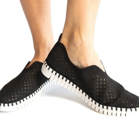 Ilse Jacobsen Tulip Slip-On - Black- Sz 9 - Picture 2 of 6